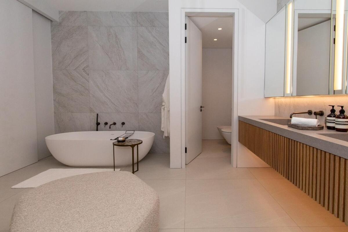 Apartment Living The Dream De Wet Road Cape Town